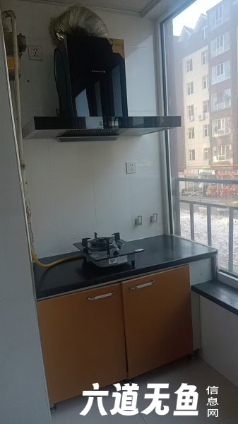 丰华园小区二楼出租 丰华园小区二楼出租